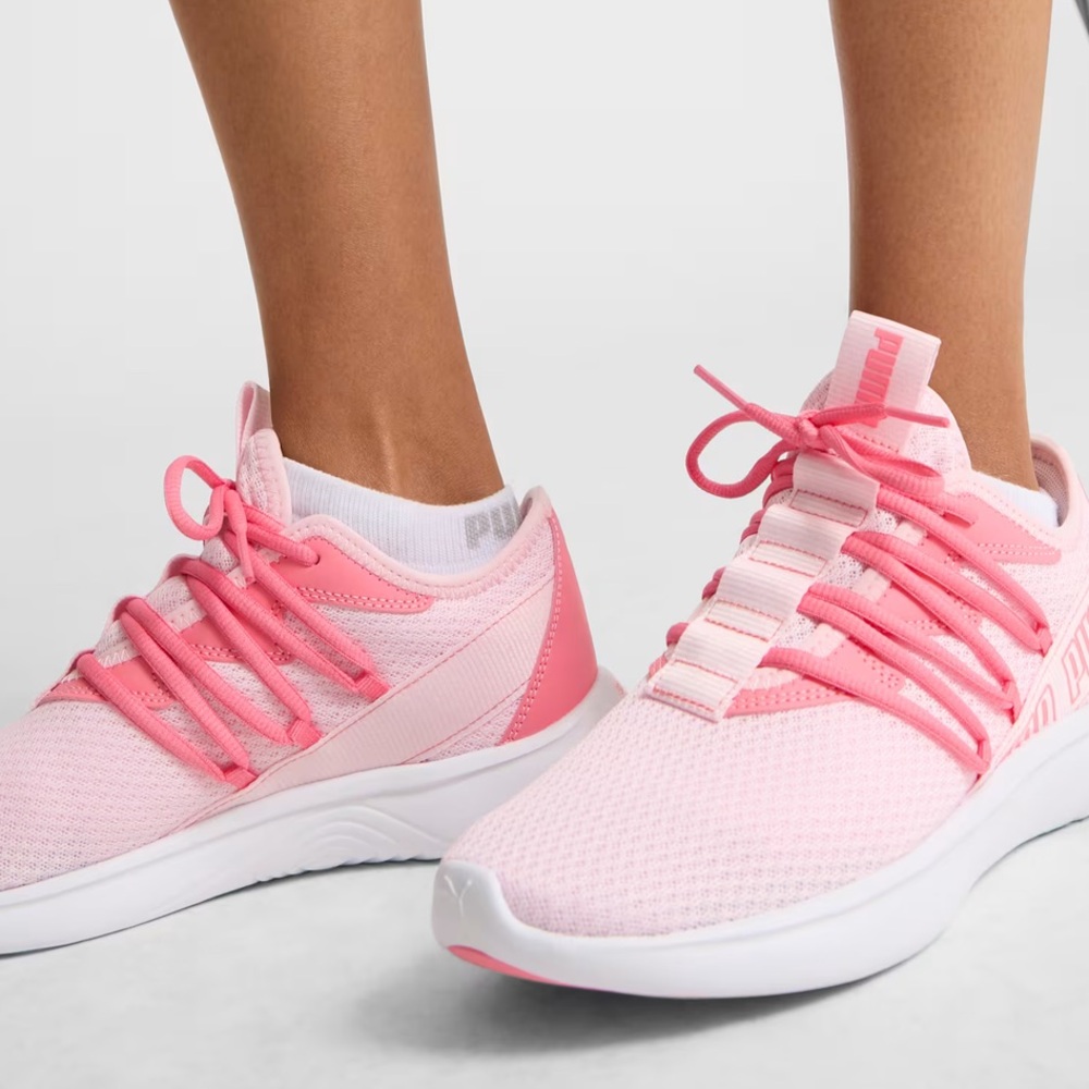 PUMA Women's Star Vital Double Outline Running Shoes size 10 NEW IN BOX